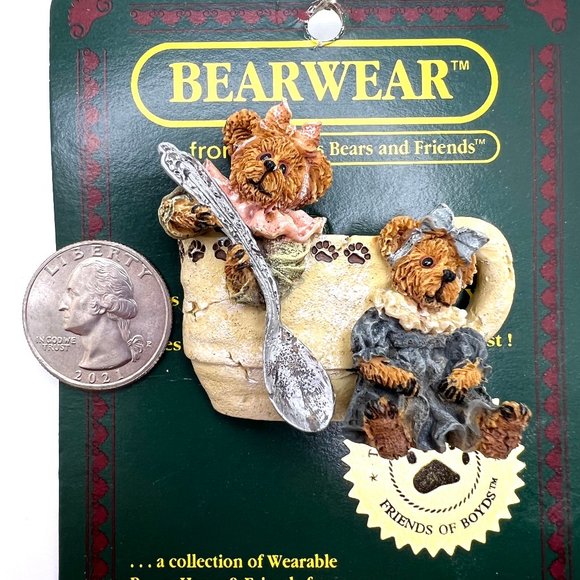 Boyd's Bear Bearwear Prissie & Missie Fixin' Tea For Two Pin - Picture 2 of 3